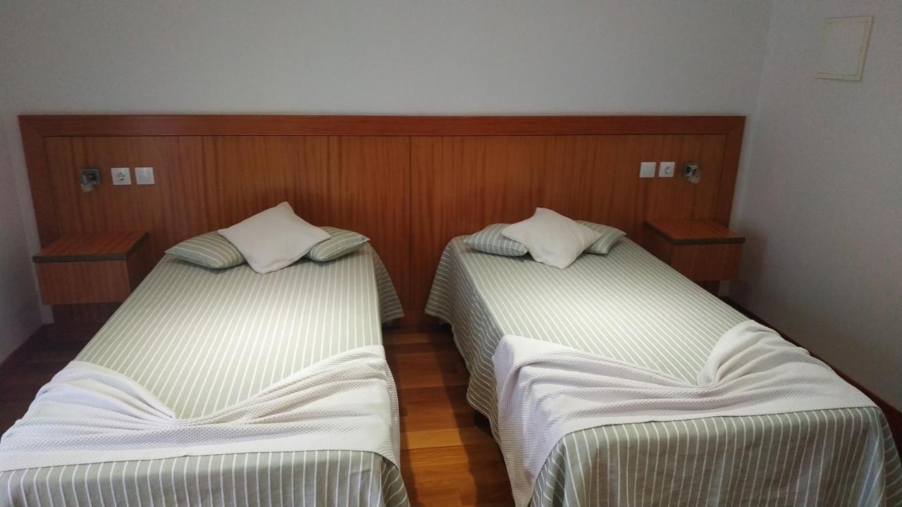 Hotel Comodoro Corvo Exteriör bild