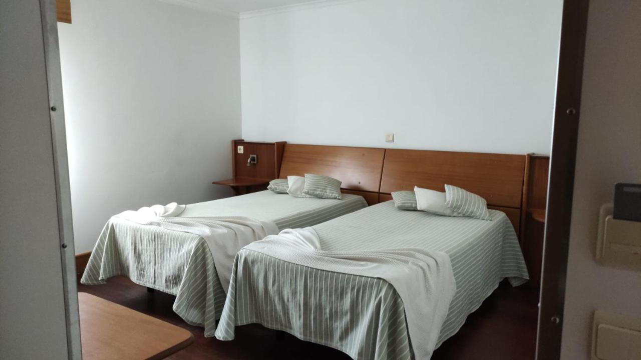 Hotel Comodoro Corvo Exteriör bild