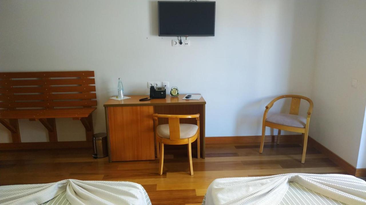 Hotel Comodoro Corvo Exteriör bild