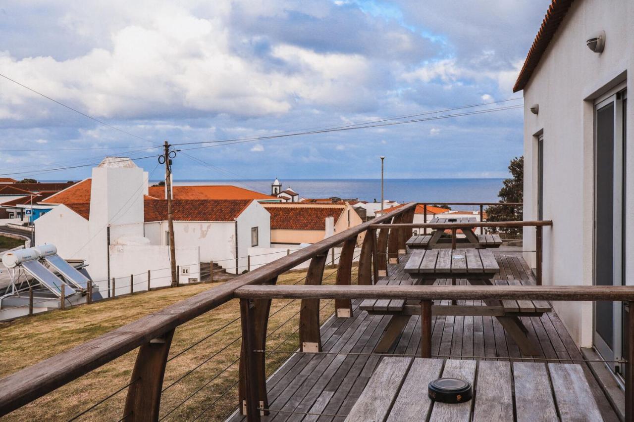 Hotel Comodoro Corvo Exteriör bild